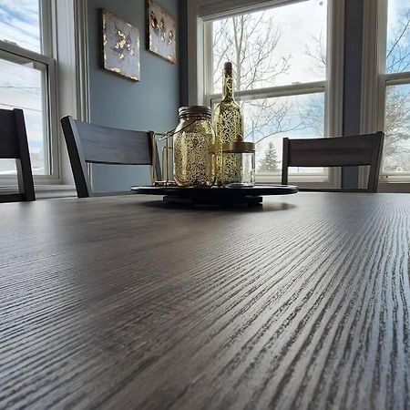 Family Ties Vacation Home - Rossy House Twillingate Εξωτερικό φωτογραφία