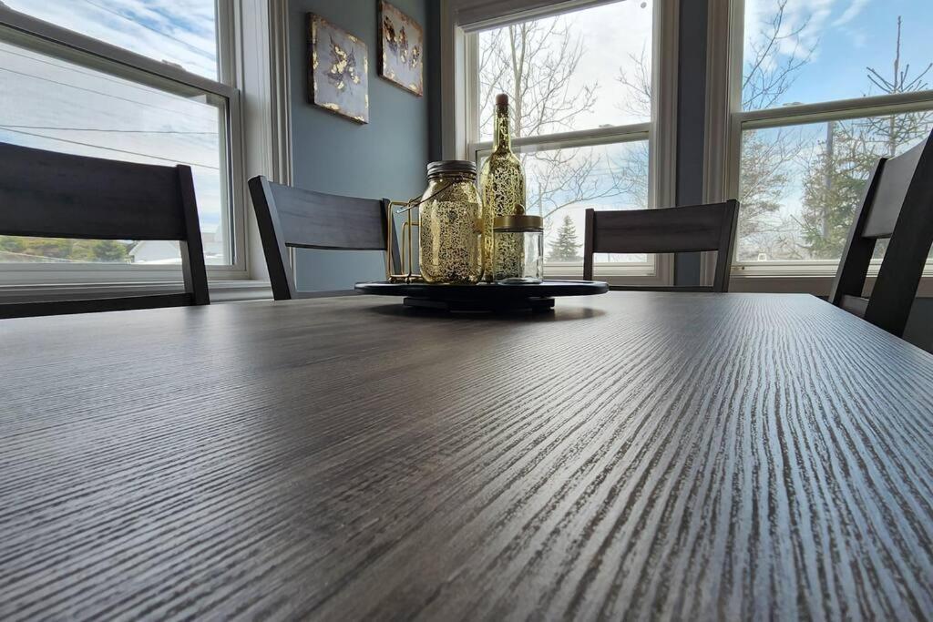 Family Ties Vacation Home - Rossy House Twillingate Εξωτερικό φωτογραφία