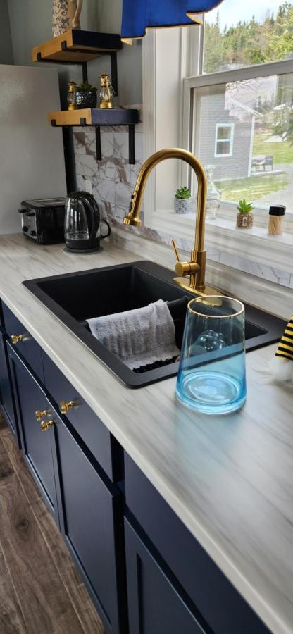 Family Ties Vacation Home - Rossy House Twillingate Εξωτερικό φωτογραφία