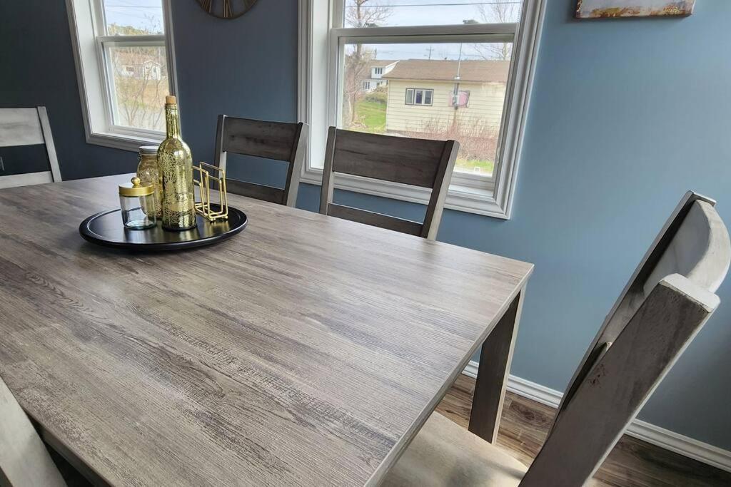 Family Ties Vacation Home - Rossy House Twillingate Εξωτερικό φωτογραφία